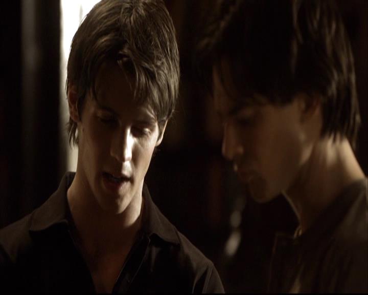 VampireDiariesWorld-dot-org_2x06PlanB1351.jpg