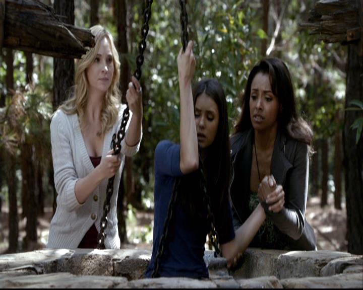 VampireDiariesWorld-dot-org_2x06PlanB1414.jpg