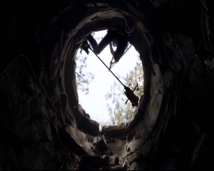 VampireDiariesWorld-dot-org_2x06PlanB1415.jpg