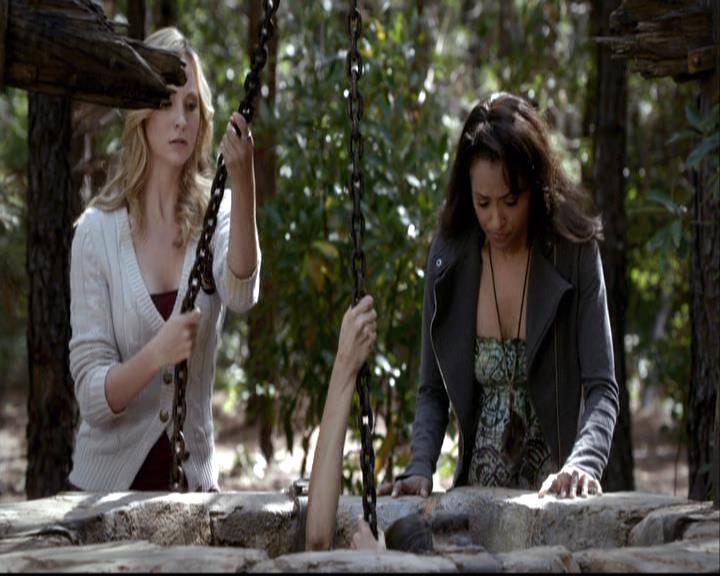 VampireDiariesWorld-dot-org_2x06PlanB1419.jpg