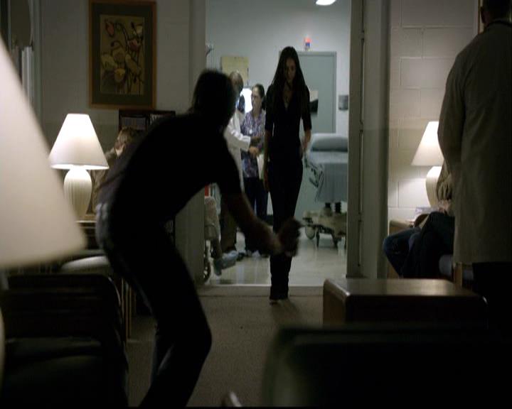 VampireDiariesWorld-dot-org_2x06PlanB2010.jpg