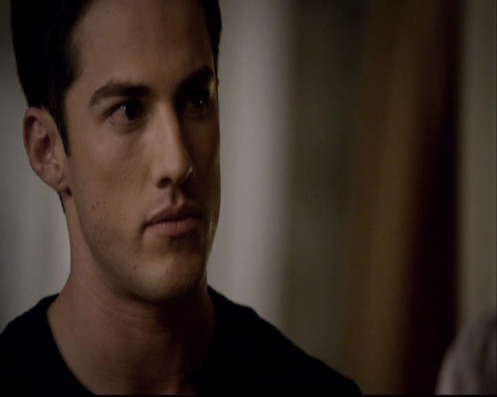 VampireDiariesWorld-dot-org_2x06PlanB2074.jpg