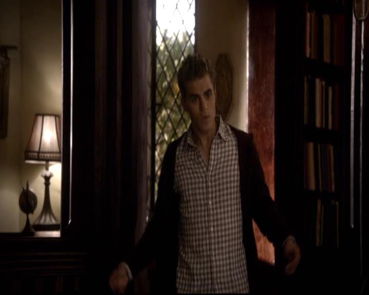 VampireDiariesWorld-dot-org_2x07Masquerade0006.jpg