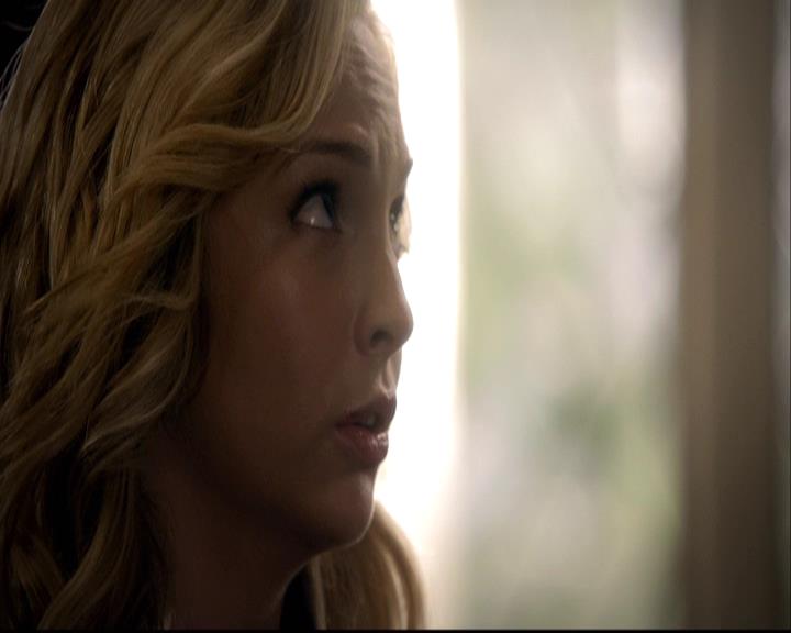 VampireDiariesWorld-dot-org_2x07Masquerade0015.jpg