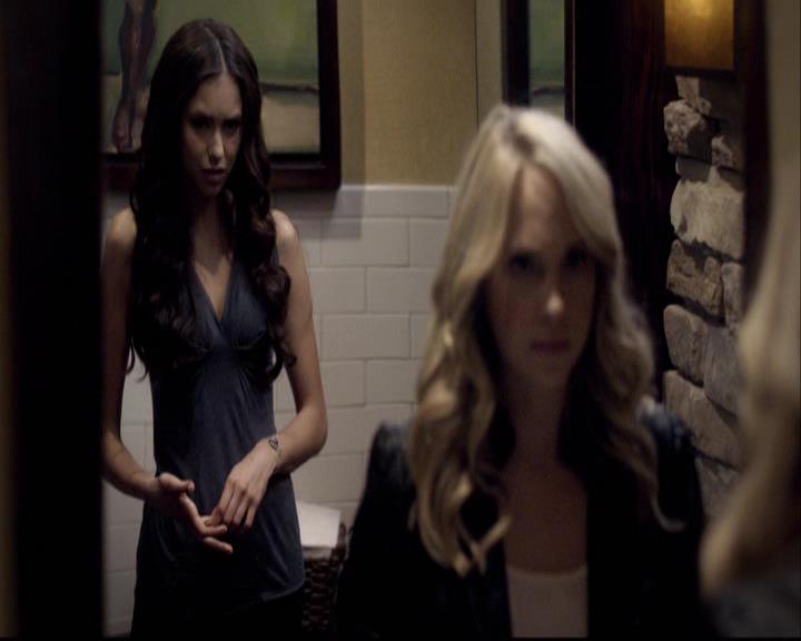 VampireDiariesWorld-dot-org_2x07Masquerade0047.jpg