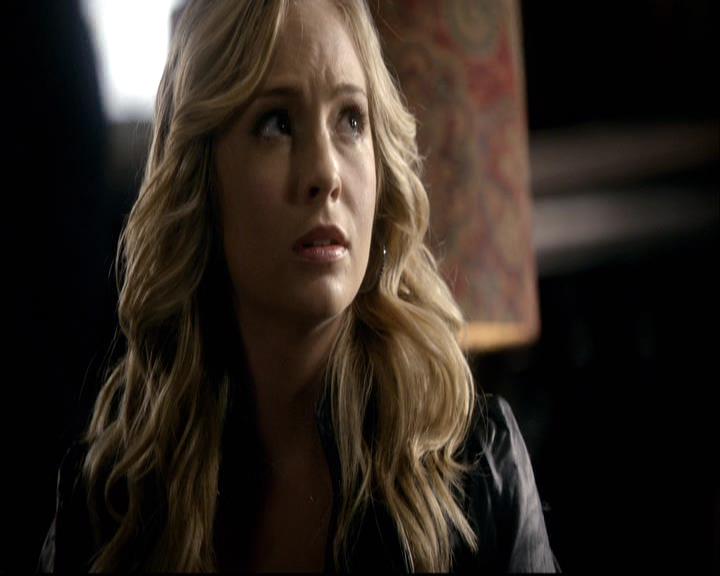 VampireDiariesWorld-dot-org_2x07Masquerade0093.jpg