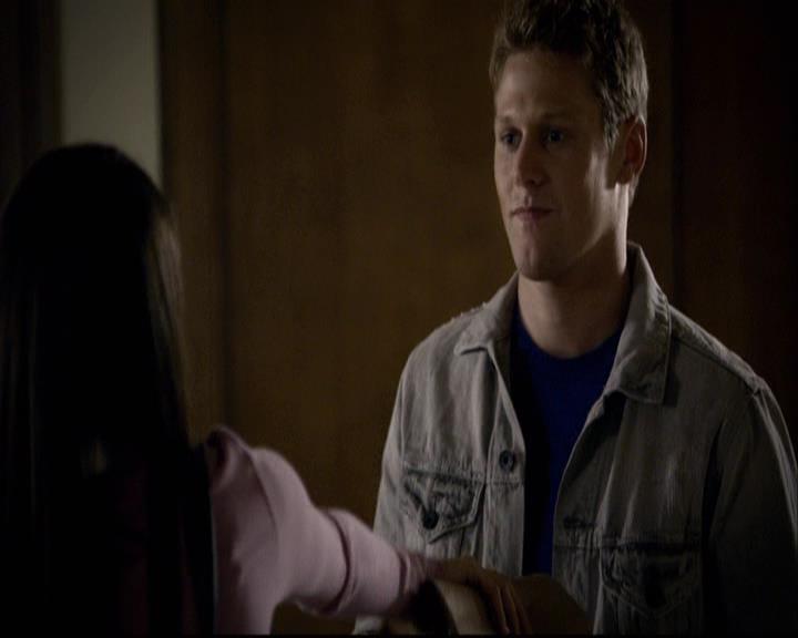 VampireDiariesWorld-dot-org_2x07Masquerade0140.jpg