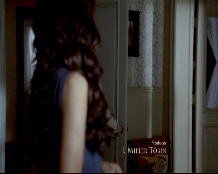VampireDiariesWorld-dot-org_2x07Masquerade0193.jpg