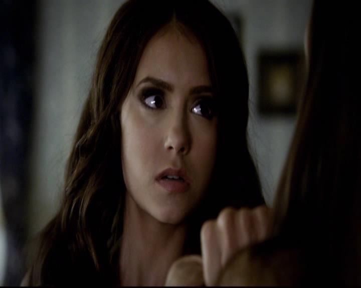 VampireDiariesWorld-dot-org_2x07Masquerade0204.jpg
