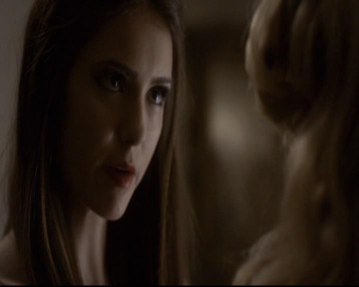 VampireDiariesWorld-dot-org_2x07Masquerade1117.jpg