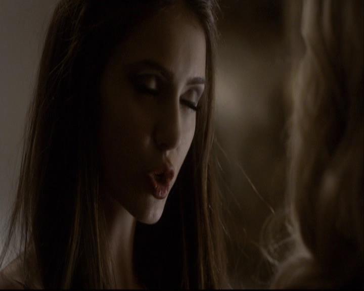 VampireDiariesWorld-dot-org_2x07Masquerade1127.jpg