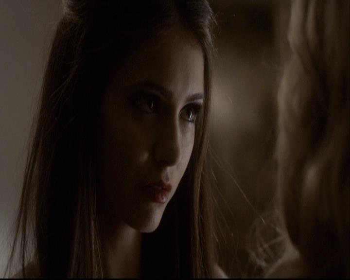 VampireDiariesWorld-dot-org_2x07Masquerade1131.jpg