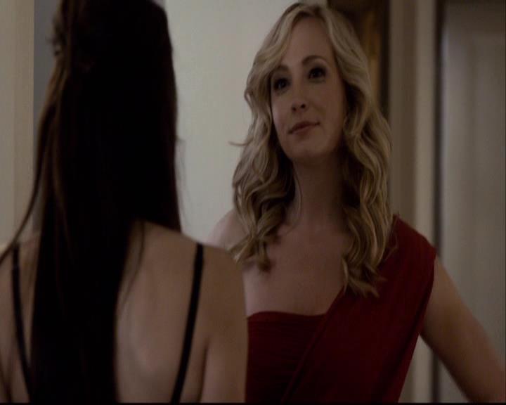 VampireDiariesWorld-dot-org_2x07Masquerade1188.jpg