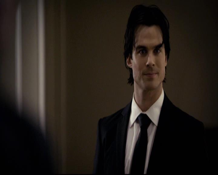 VampireDiariesWorld-dot-org_2x07Masquerade1382.jpg