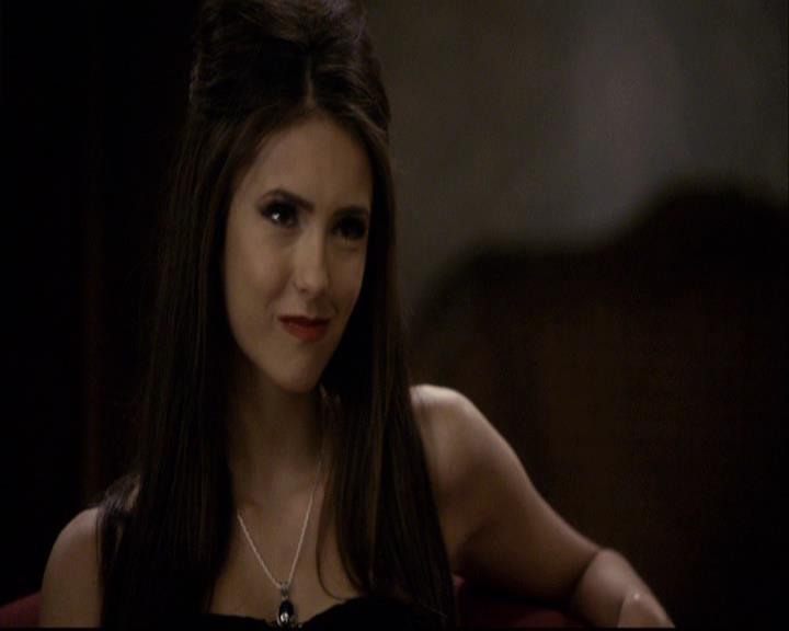 VampireDiariesWorld-dot-org_2x07Masquerade1388.jpg