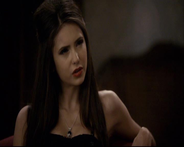 VampireDiariesWorld-dot-org_2x07Masquerade1399.jpg