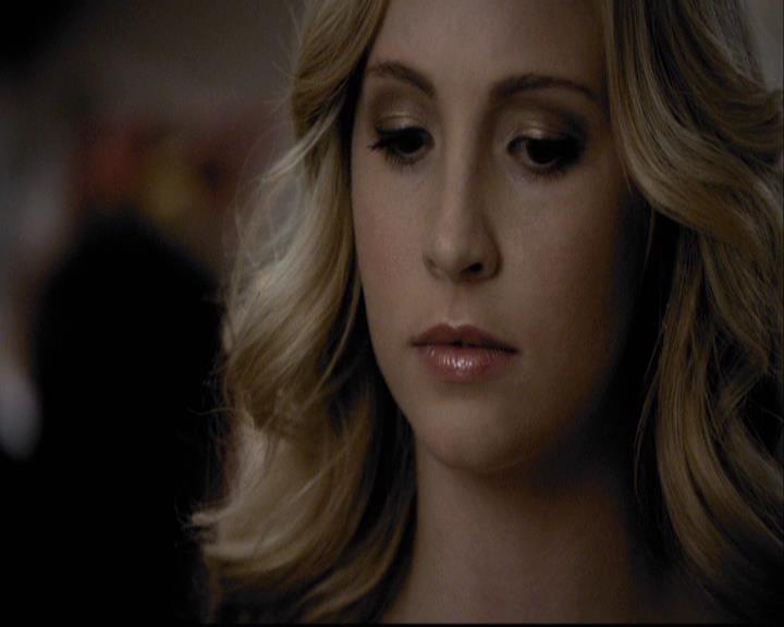VampireDiariesWorld-dot-org_2x07Masquerade1496.jpg