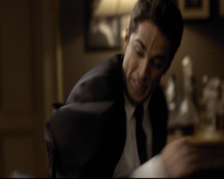 VampireDiariesWorld-dot-org_2x07Masquerade1500.jpg