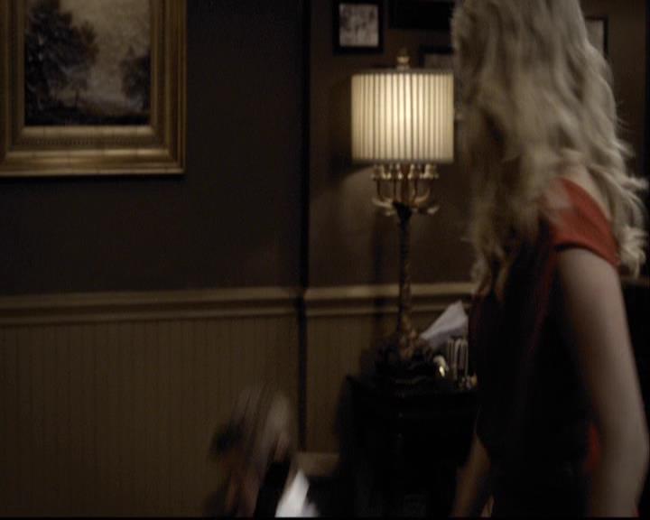 VampireDiariesWorld-dot-org_2x07Masquerade1514.jpg