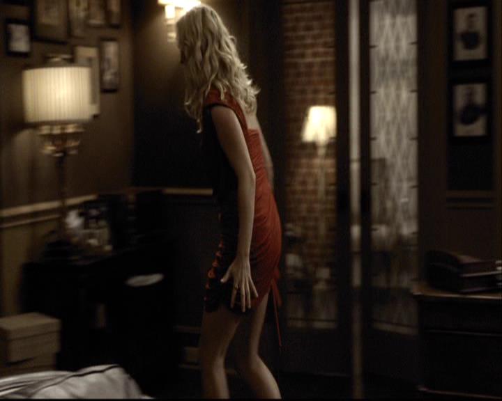VampireDiariesWorld-dot-org_2x07Masquerade1519.jpg