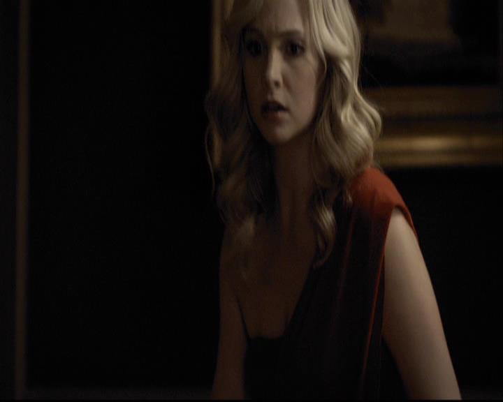 VampireDiariesWorld-dot-org_2x07Masquerade1551.jpg