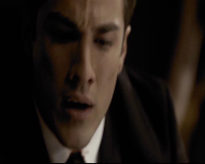 VampireDiariesWorld-dot-org_2x07Masquerade1561.jpg