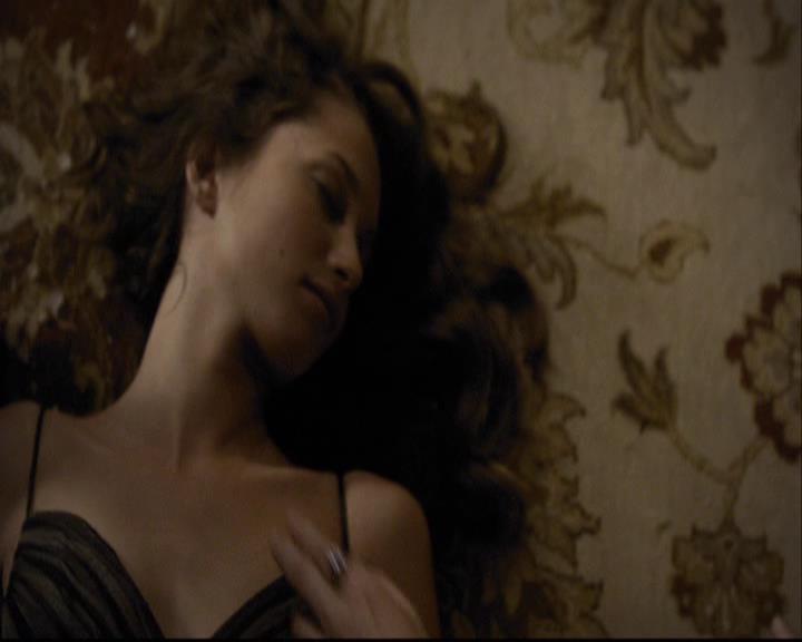VampireDiariesWorld-dot-org_2x07Masquerade1569.jpg