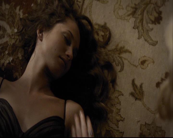 VampireDiariesWorld-dot-org_2x07Masquerade1576.jpg