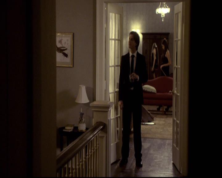 VampireDiariesWorld-dot-org_2x07Masquerade1598.jpg