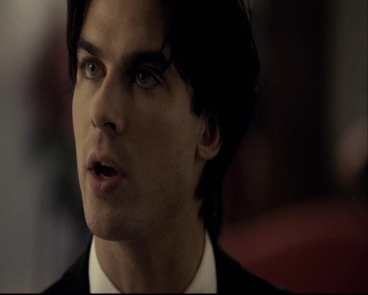 VampireDiariesWorld-dot-org_2x07Masquerade1599.jpg