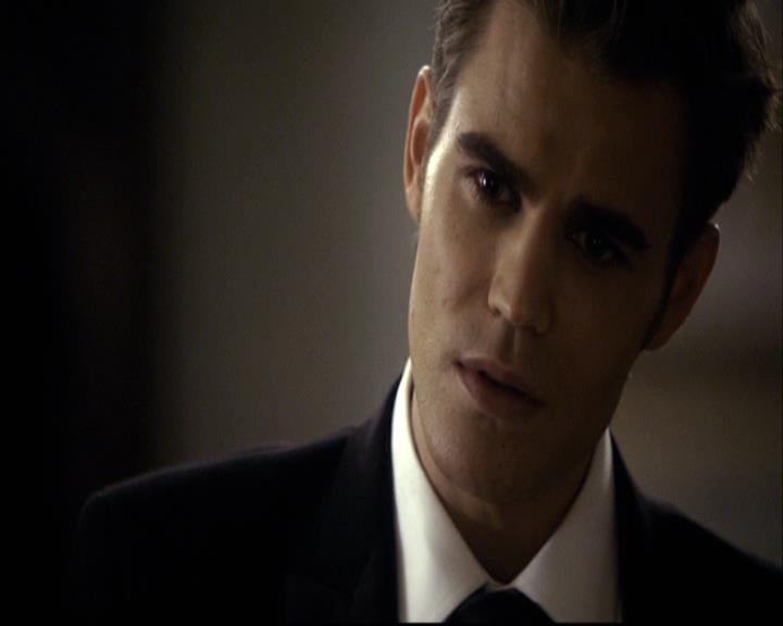 VampireDiariesWorld-dot-org_2x07Masquerade1649.jpg