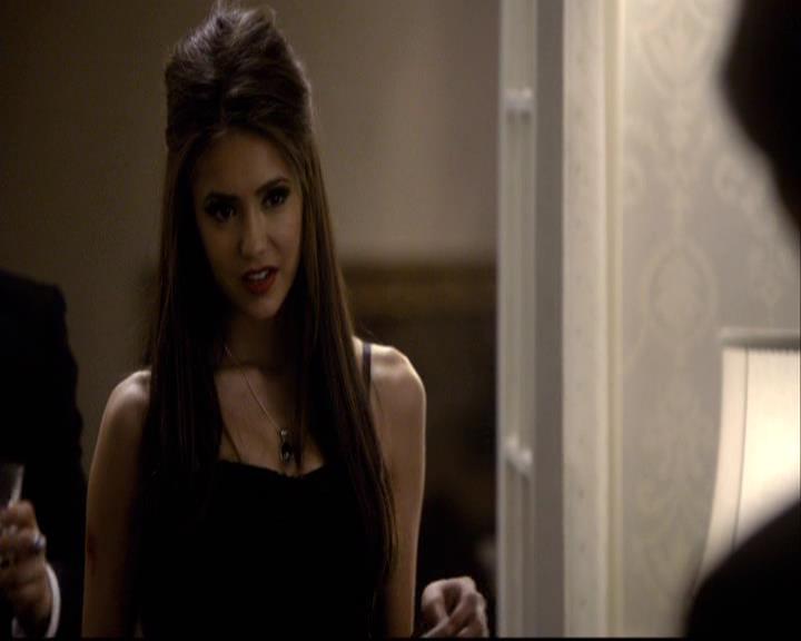 VampireDiariesWorld-dot-org_2x07Masquerade1650.jpg