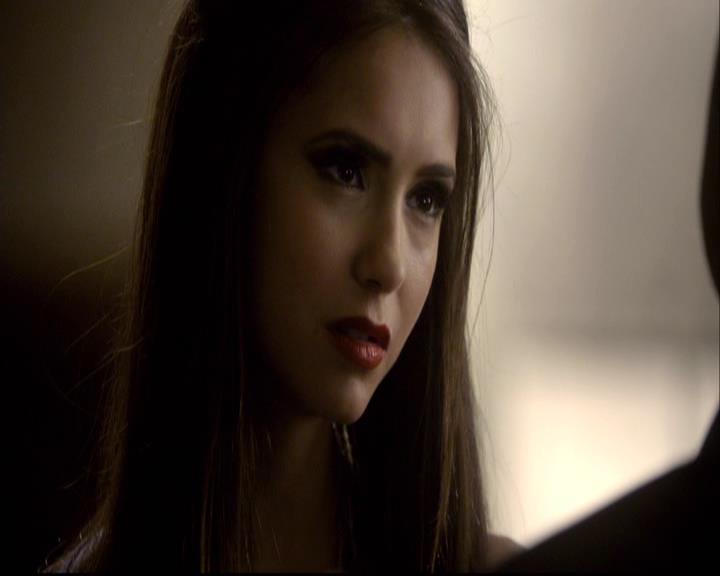 VampireDiariesWorld-dot-org_2x07Masquerade1661.jpg