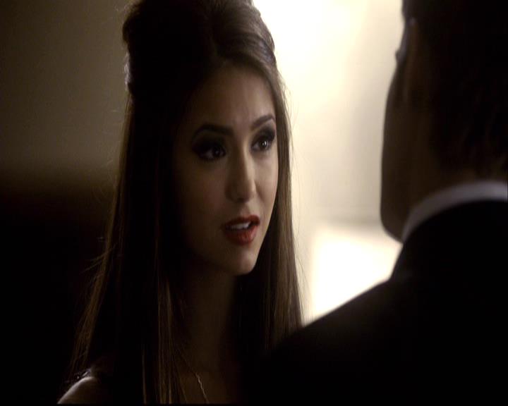 VampireDiariesWorld-dot-org_2x07Masquerade1666.jpg