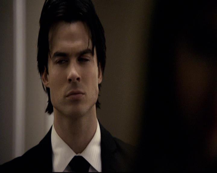VampireDiariesWorld-dot-org_2x07Masquerade1669.jpg