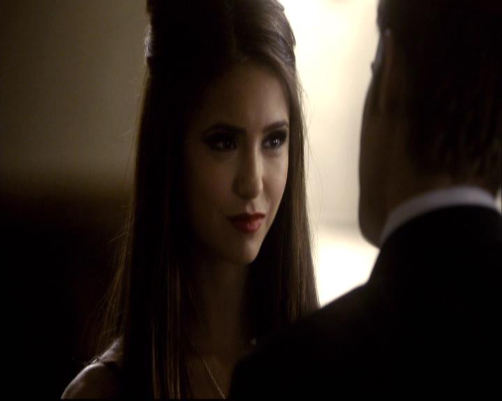 VampireDiariesWorld-dot-org_2x07Masquerade1674.jpg