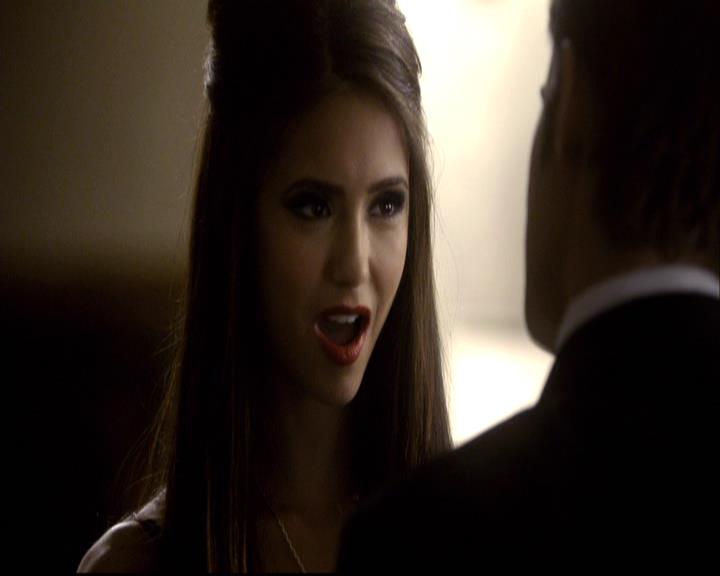 VampireDiariesWorld-dot-org_2x07Masquerade1676.jpg