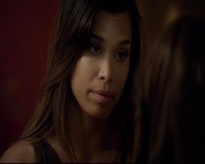 VampireDiariesWorld-dot-org_2x07Masquerade1710.jpg
