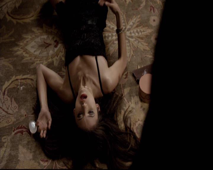 VampireDiariesWorld-dot-org_2x07Masquerade1840.jpg