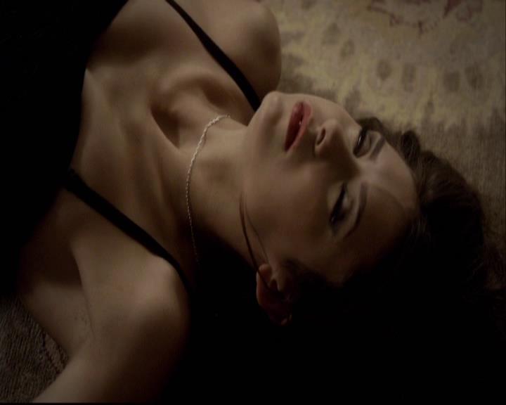 VampireDiariesWorld-dot-org_2x07Masquerade1847.jpg