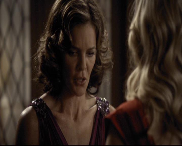 VampireDiariesWorld-dot-org_2x07Masquerade1868.jpg