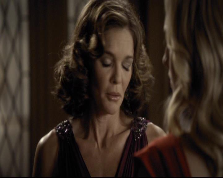 VampireDiariesWorld-dot-org_2x07Masquerade1873.jpg