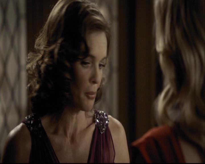 VampireDiariesWorld-dot-org_2x07Masquerade1874.jpg