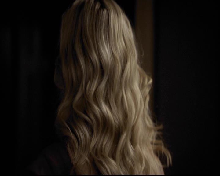 VampireDiariesWorld-dot-org_2x07Masquerade1887.jpg