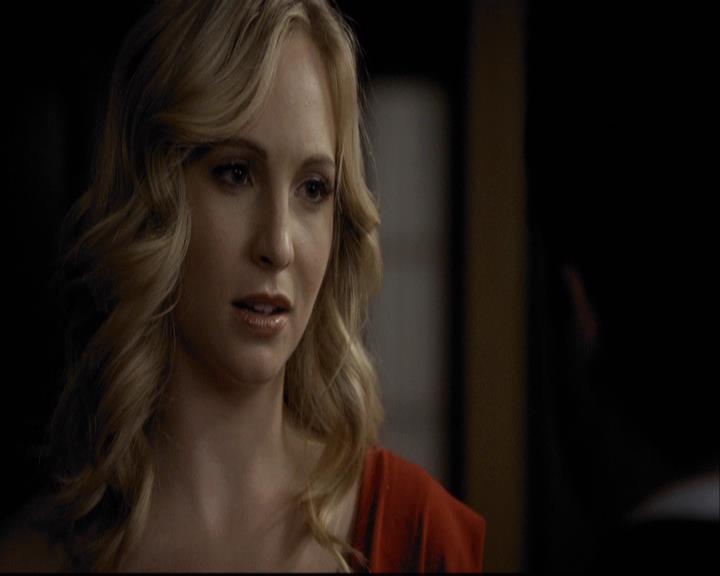 VampireDiariesWorld-dot-org_2x07Masquerade1920.jpg