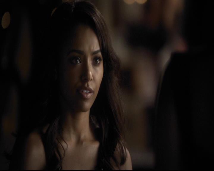 VampireDiariesWorld-dot-org_2x07Masquerade1962.jpg