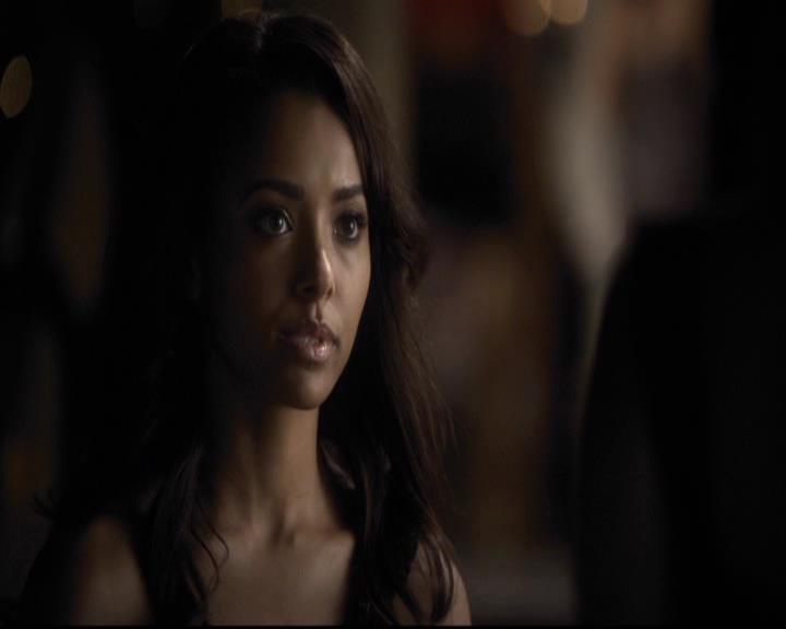 VampireDiariesWorld-dot-org_2x07Masquerade1965.jpg
