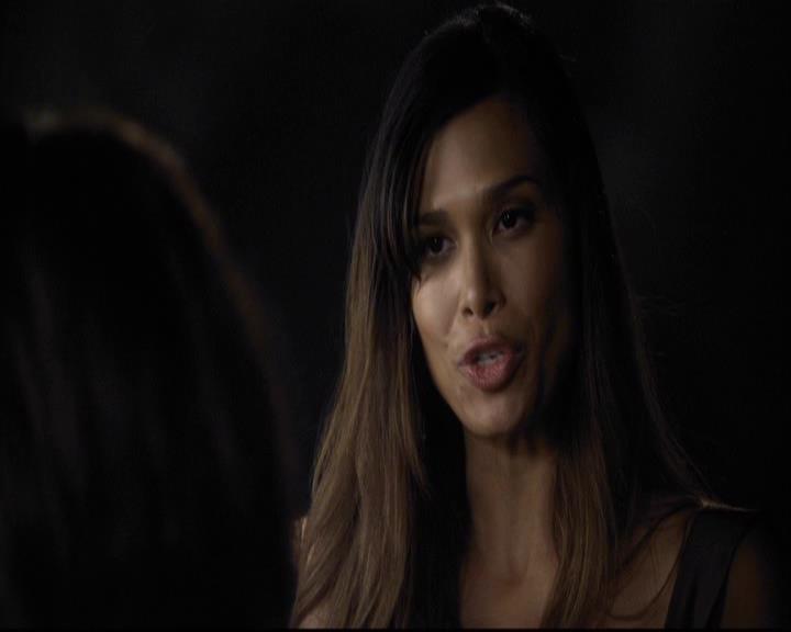 VampireDiariesWorld-dot-org_2x07Masquerade1967.jpg