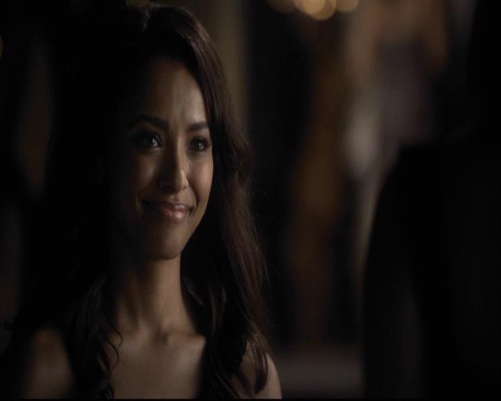 VampireDiariesWorld-dot-org_2x07Masquerade1982.jpg