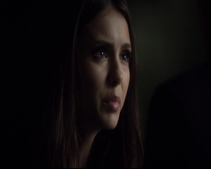 VampireDiariesWorld-dot-org_2x07Masquerade2099.jpg
